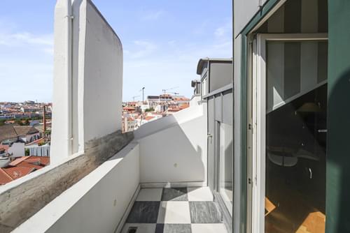 PF40766 - 2 Bedroom Apartment with a terrace, Lisboa - Image 22
