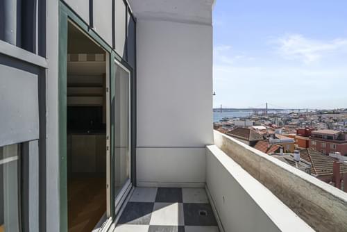 PF40766 - 2 Bedroom Apartment with a terrace, Lisboa - Image 23