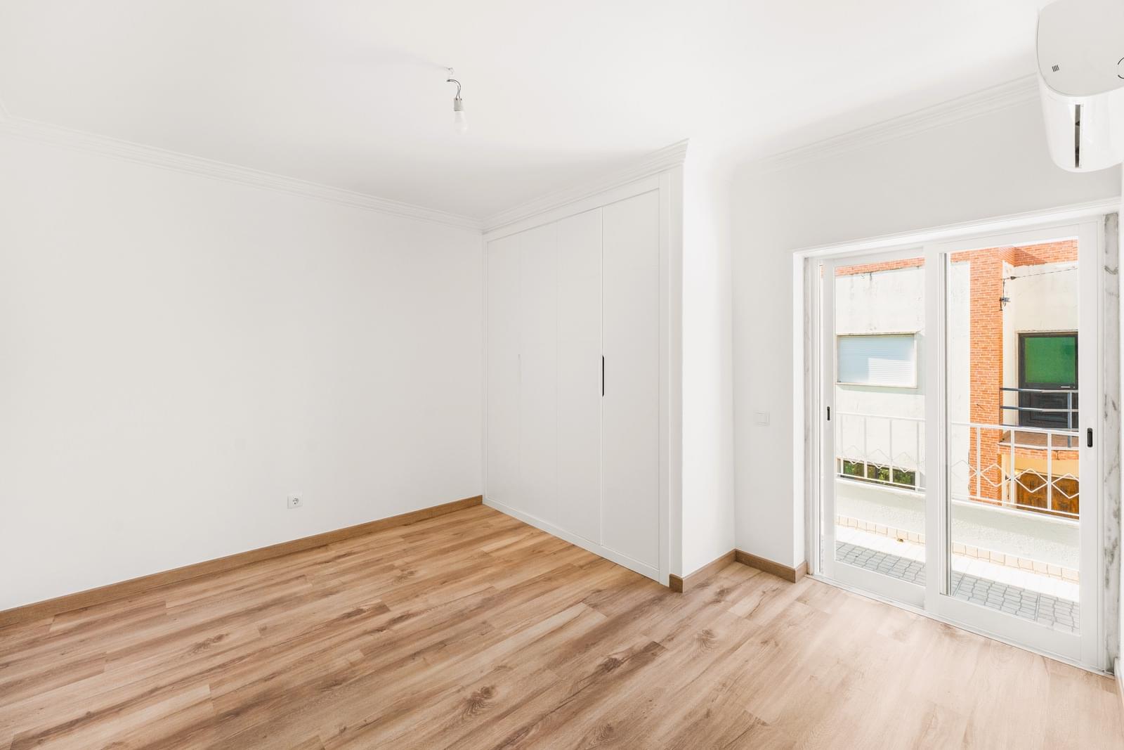 4 Bedroom Villa/Townhouse's Image 8