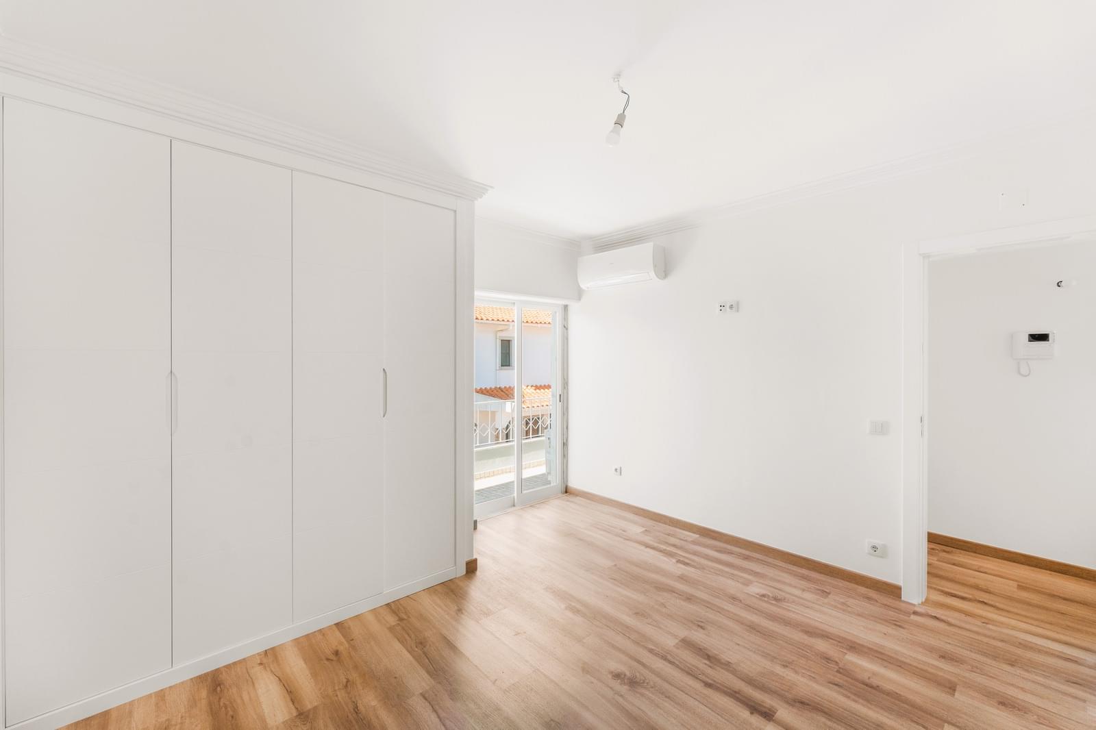 4 Bedroom Villa/Townhouse's Image 9