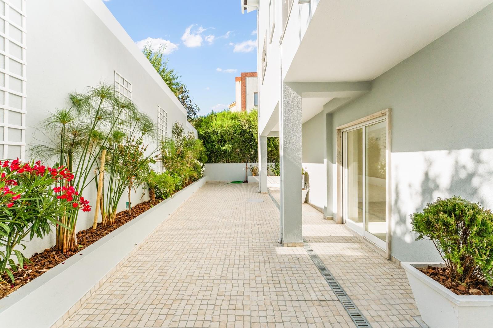 4 Bedroom Villa/Townhouse's Image 27