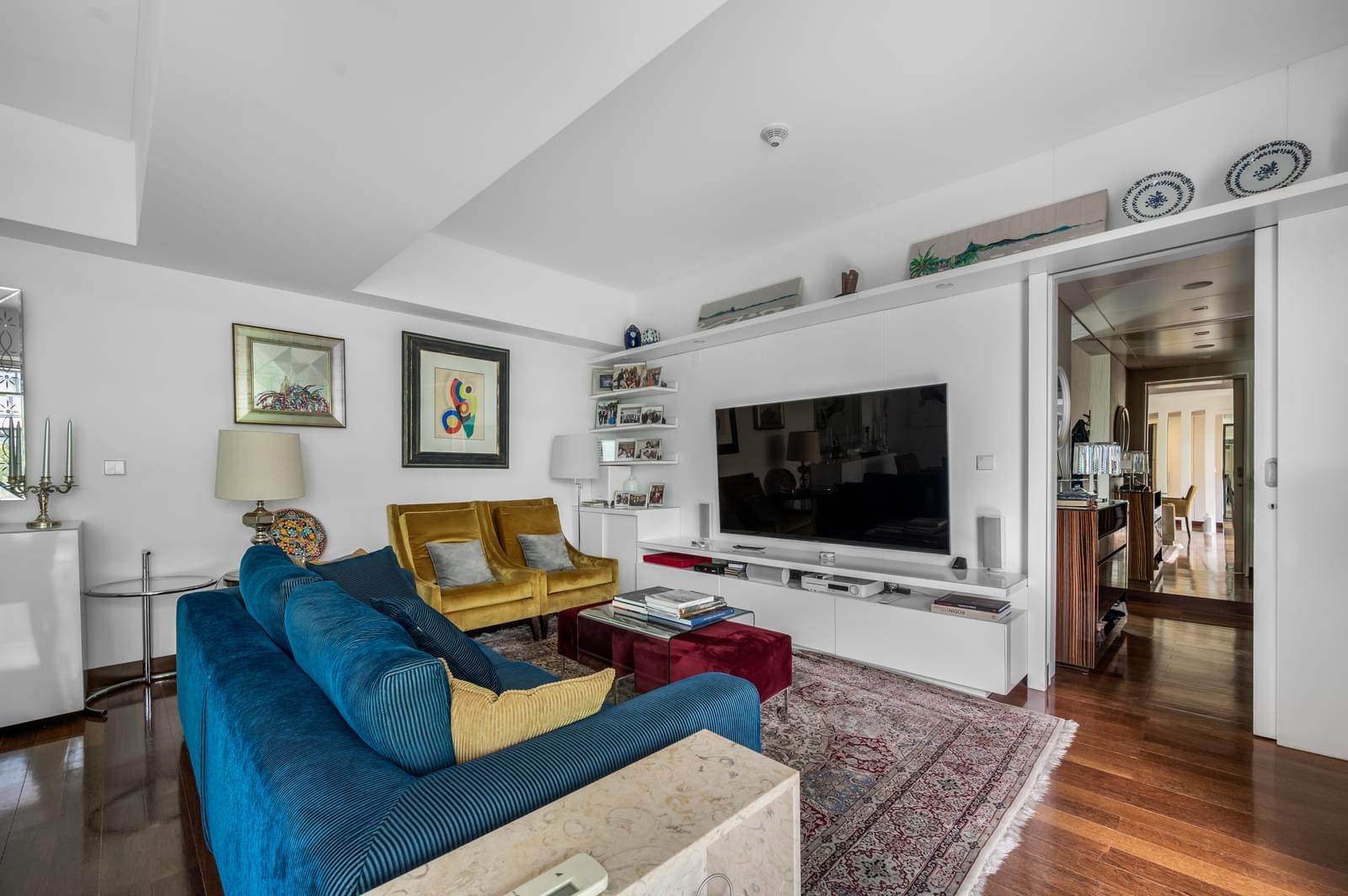 1 Bedroom Apartment with a view - Image 2