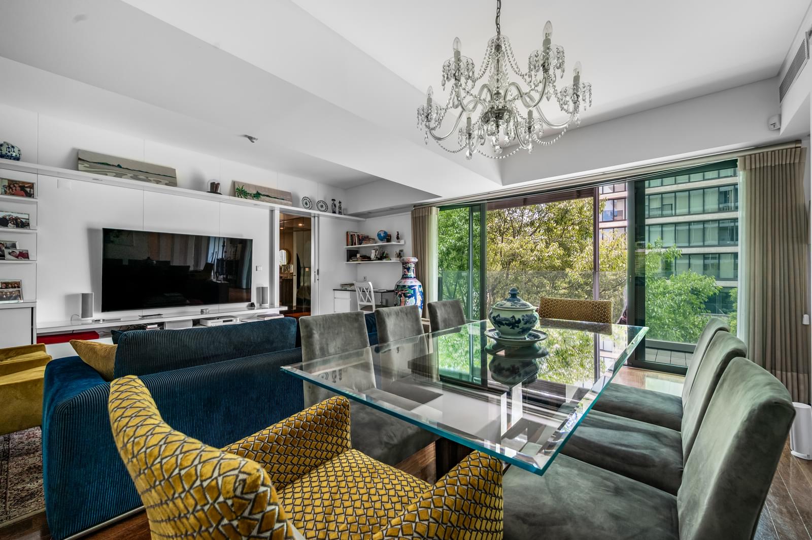 1 Bedroom Apartment with a view - Image 7