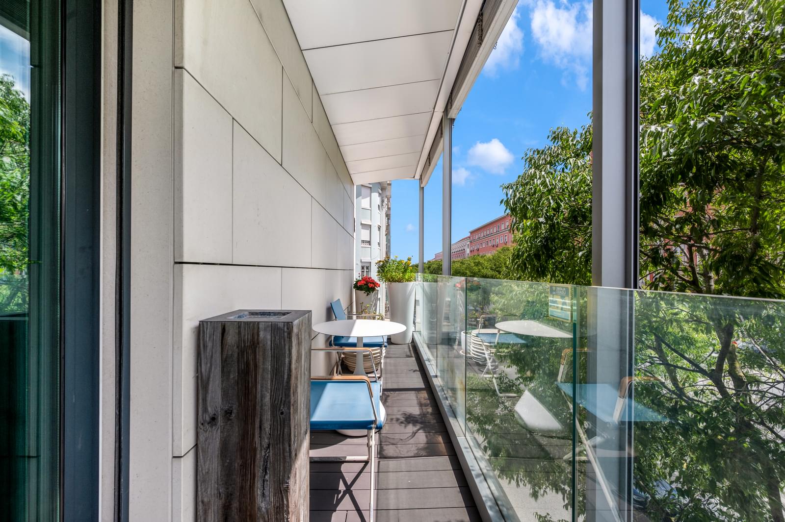 1 Bedroom Apartment with a view - Image 28