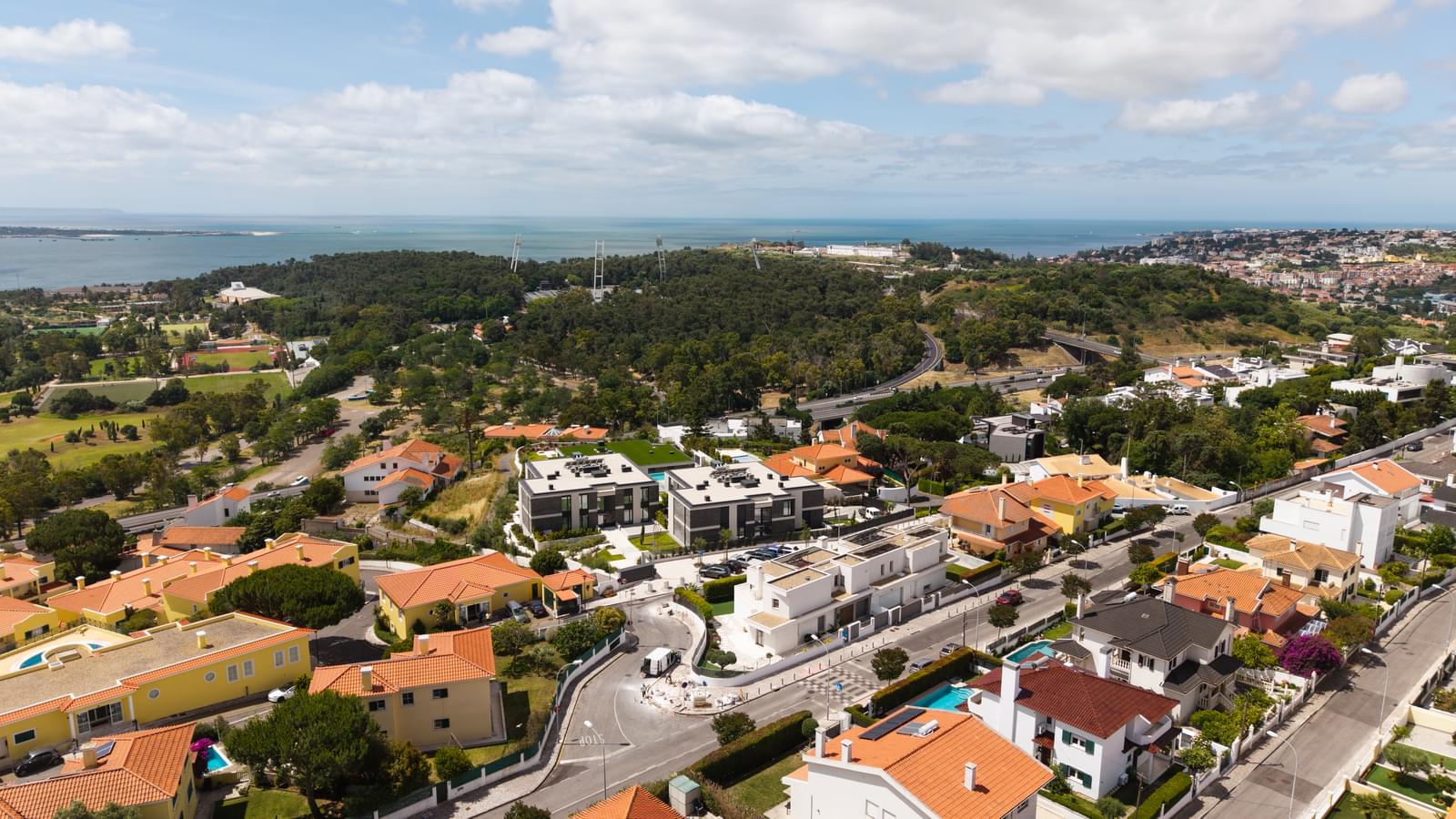4 Bedroom Semi-detached house with a view, Nova Queijas, Oeiras - Image 34