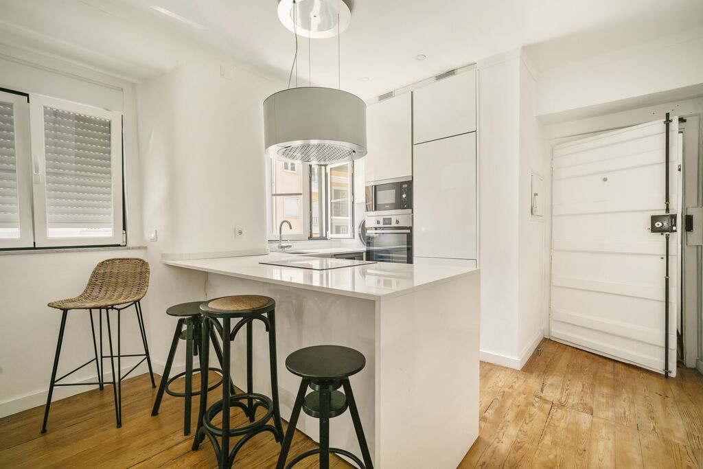 2 Bedroom Apartment with a view, Praça da Alegria, Lisboa 2385923385