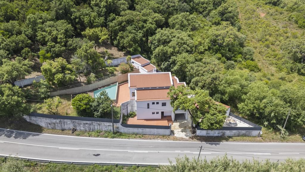 4 Bedroom Detached house with swimming pool, Azeitão, Setubal