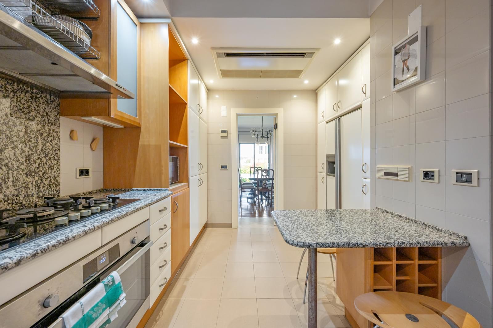 3 Bedroom Duplex with swimming pool, Graça, Lisboa - Image 10