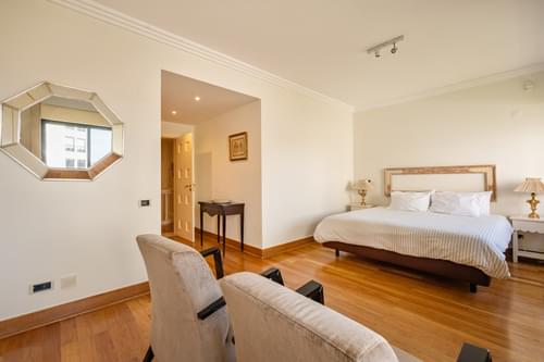 PF40837 - 3 Bedroom Duplex with swimming pool, Graça, Lisboa - Image 21