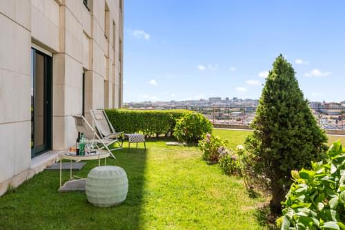 PF40837 - 3 Bedroom Duplex with swimming pool, Graça, Lisboa - Image 26