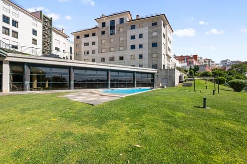 PF40837 - 3 Bedroom Duplex with swimming pool, Graça, Lisboa - Image 31