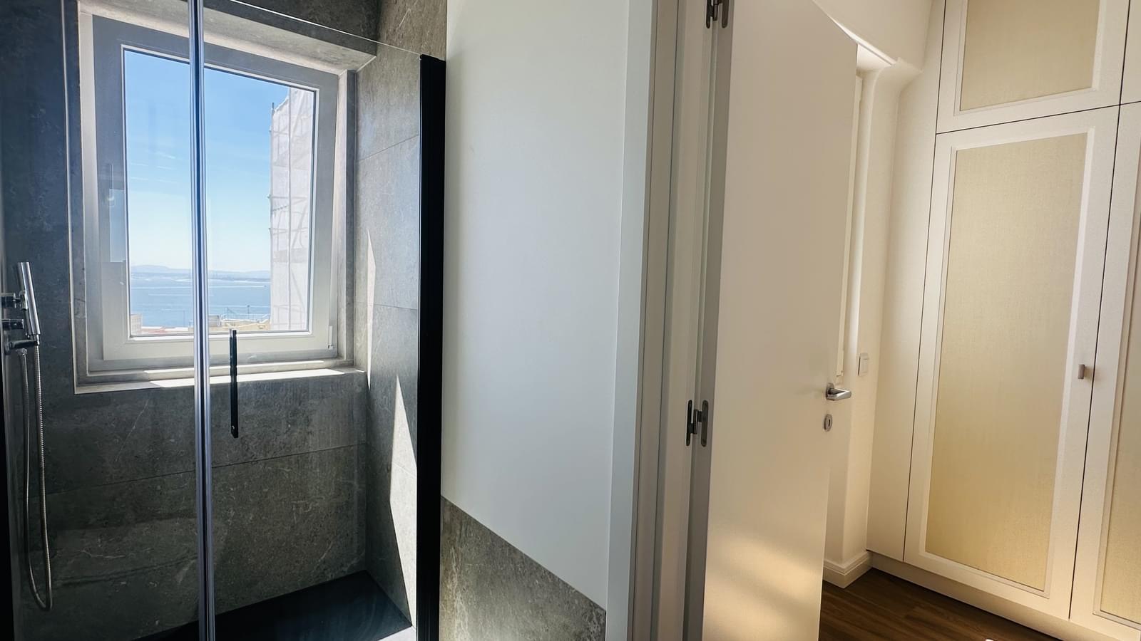 2 Bedroom Apartment with a view, Estrela, Lisboa - Image 26
