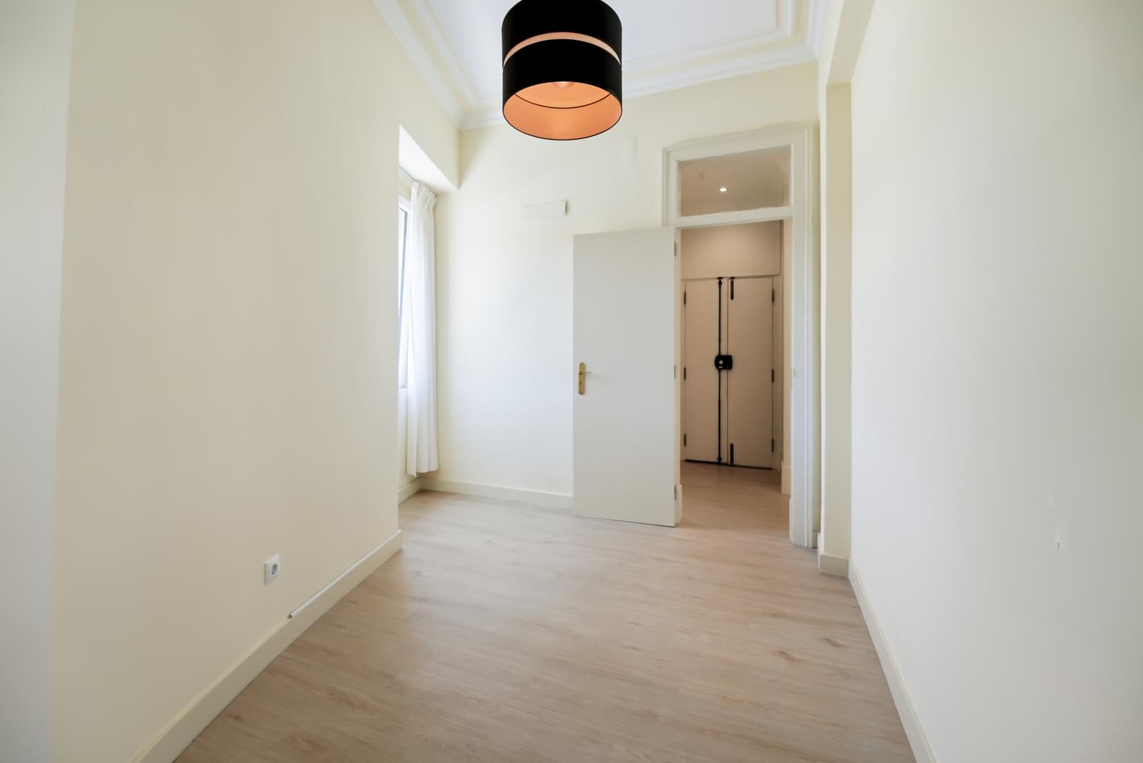 3 Bedroom Apartment with a view, Avenidas Novas, Lisboa - Image 18