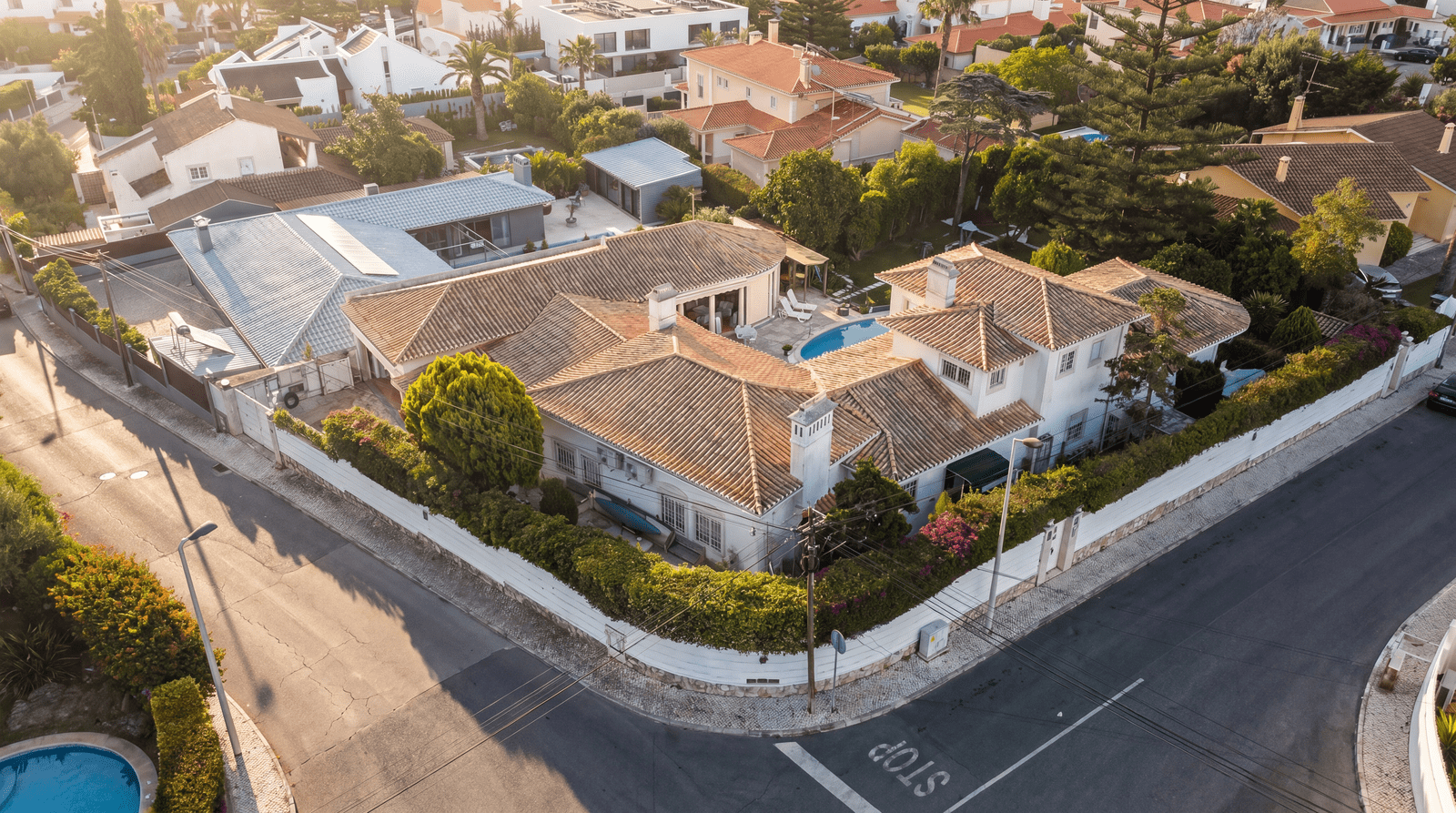 4 Bedroom House with swimming pool, Birre, Cascais - Image 1