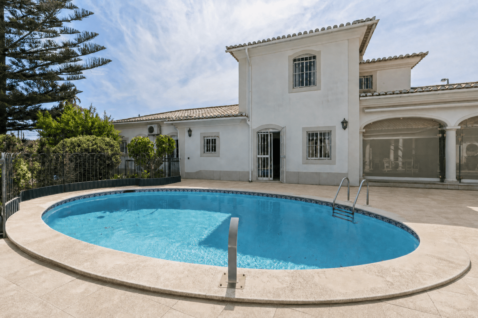 4 Bedroom House with swimming pool, Birre, Cascais - Image 28