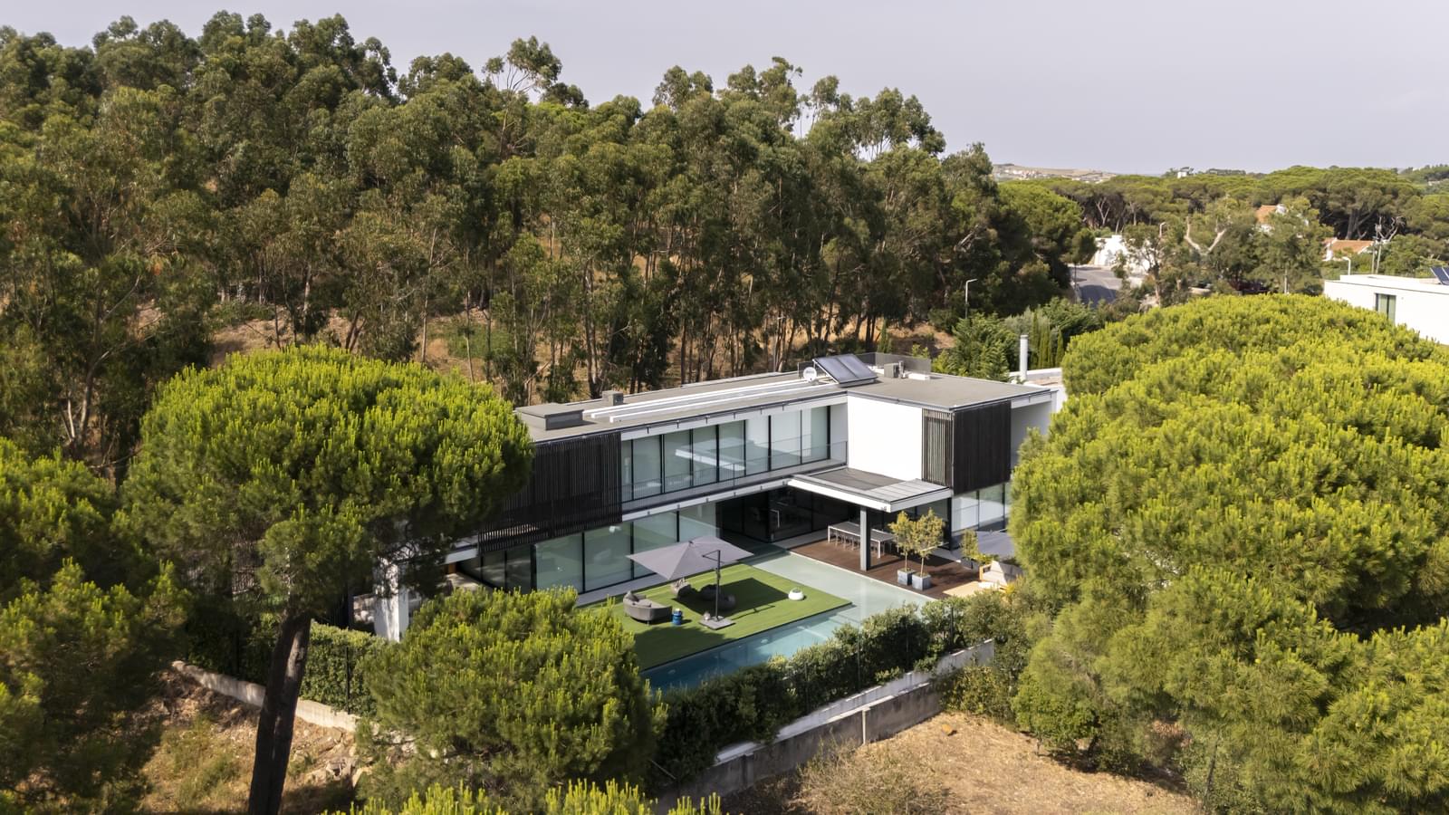 4 Bedroom Villa/Townhouse's Image 12