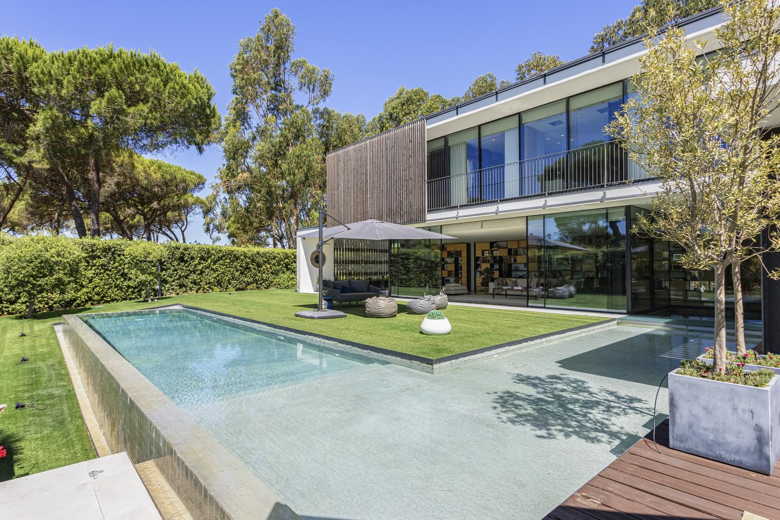 4 Bedroom Villa/Townhouse's Image 18
