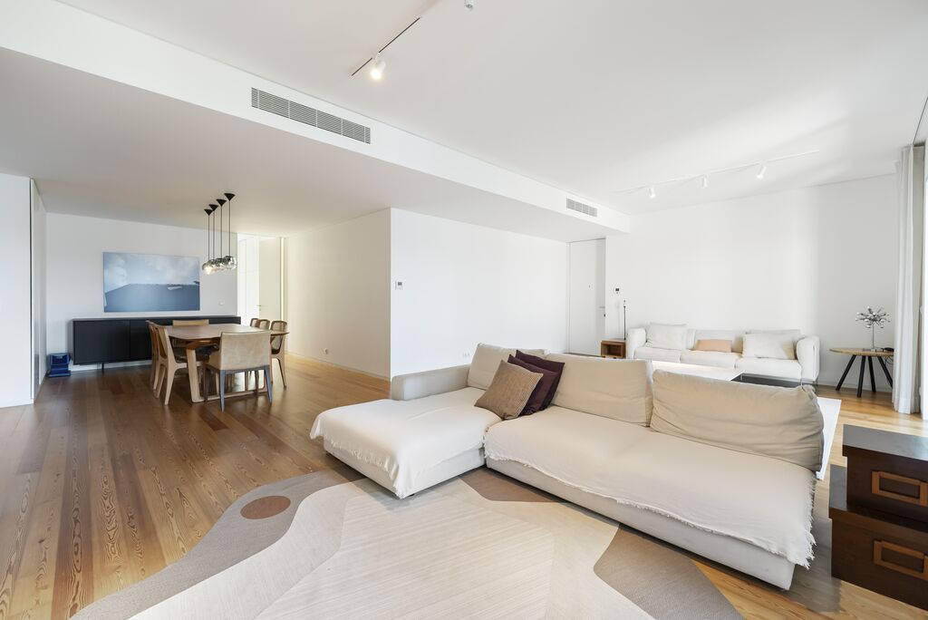 5 Bedroom Apartment with swimming pool, Restelo, Lisboa