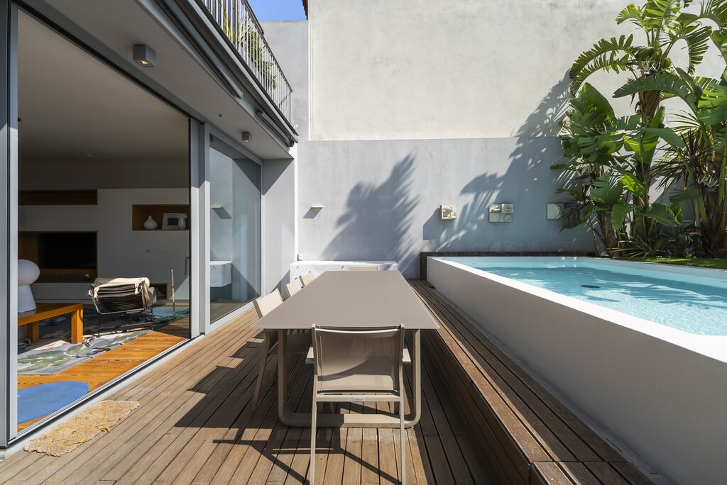 3 Bedroom Apartment with swimming pool, Campo Mártires da Pátria, Lisboa 1018032403
