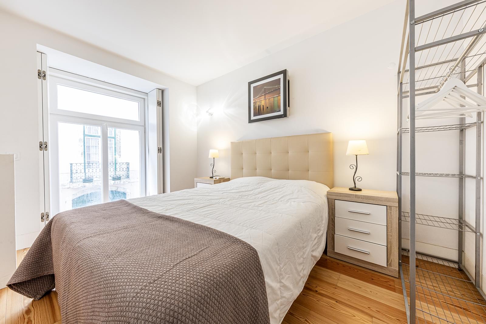 1 Bedroom Apartment with a view, Baixa Chiado, Lisboa - Image 14