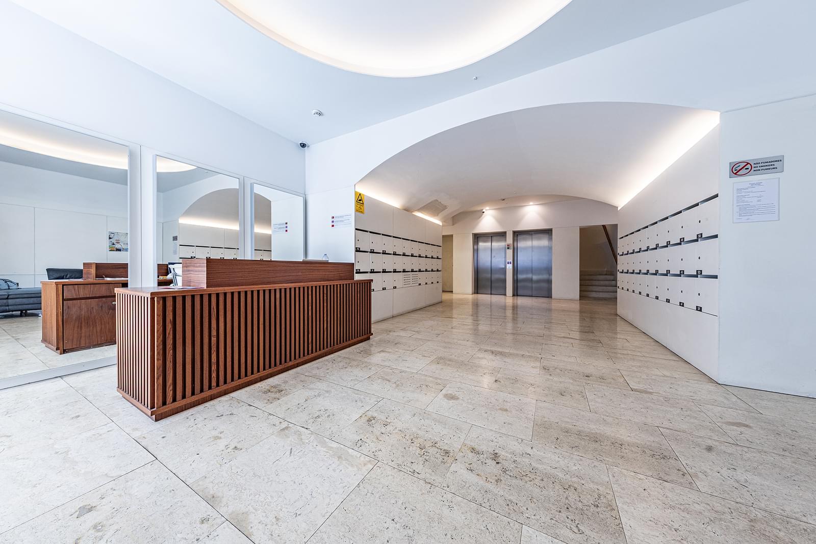 1 Bedroom Apartment with a view, Baixa Chiado, Lisboa - Image 19