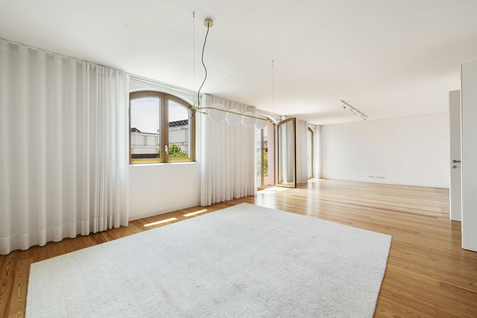 Apartamento T4 com estacionamento, Restelo, Lisboa - Imagem 6
