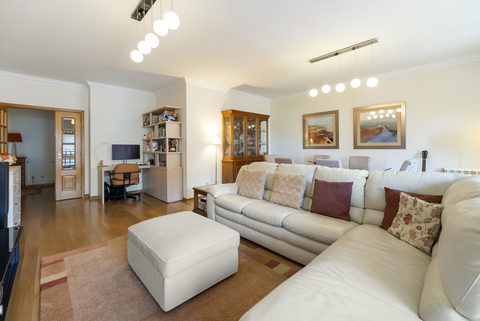Apartamento T3 com estacionamento, Alto dos Moinhos, Lisboa - Imagem 2