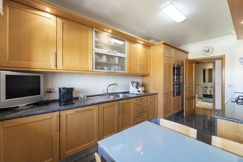 PF40899 - 3 Bedroom Apartment with parking, Alto dos Moinhos, Lisboa - Image 21