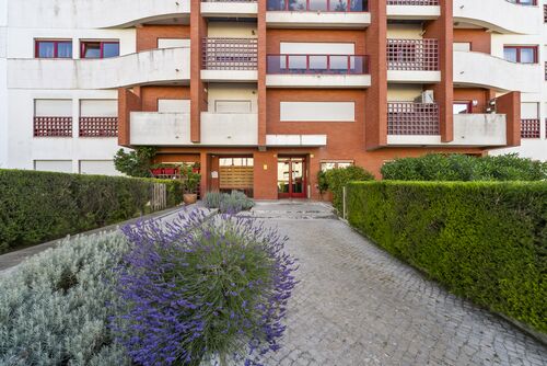 PF40899 - 3 Bedroom Apartment with parking, Alto dos Moinhos, Lisboa - Image 31