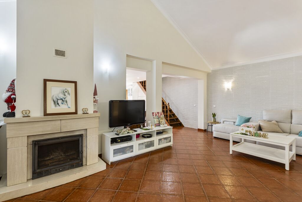 5 Bedroom Detached house with garden, Mafra