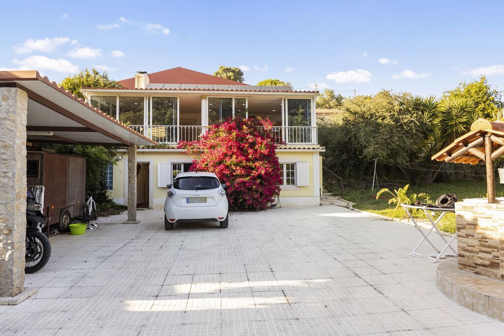 5 Bedroom Detached house with garden, Mafra