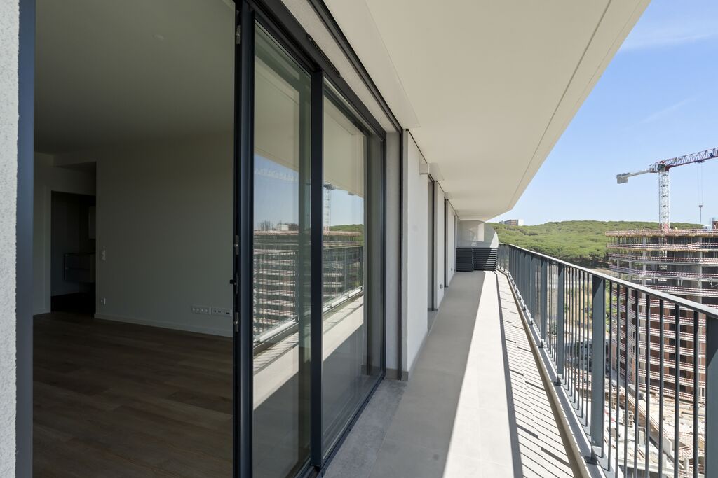 3 Bedroom Apartment with swimming pool, Miraflores, Oeiras
