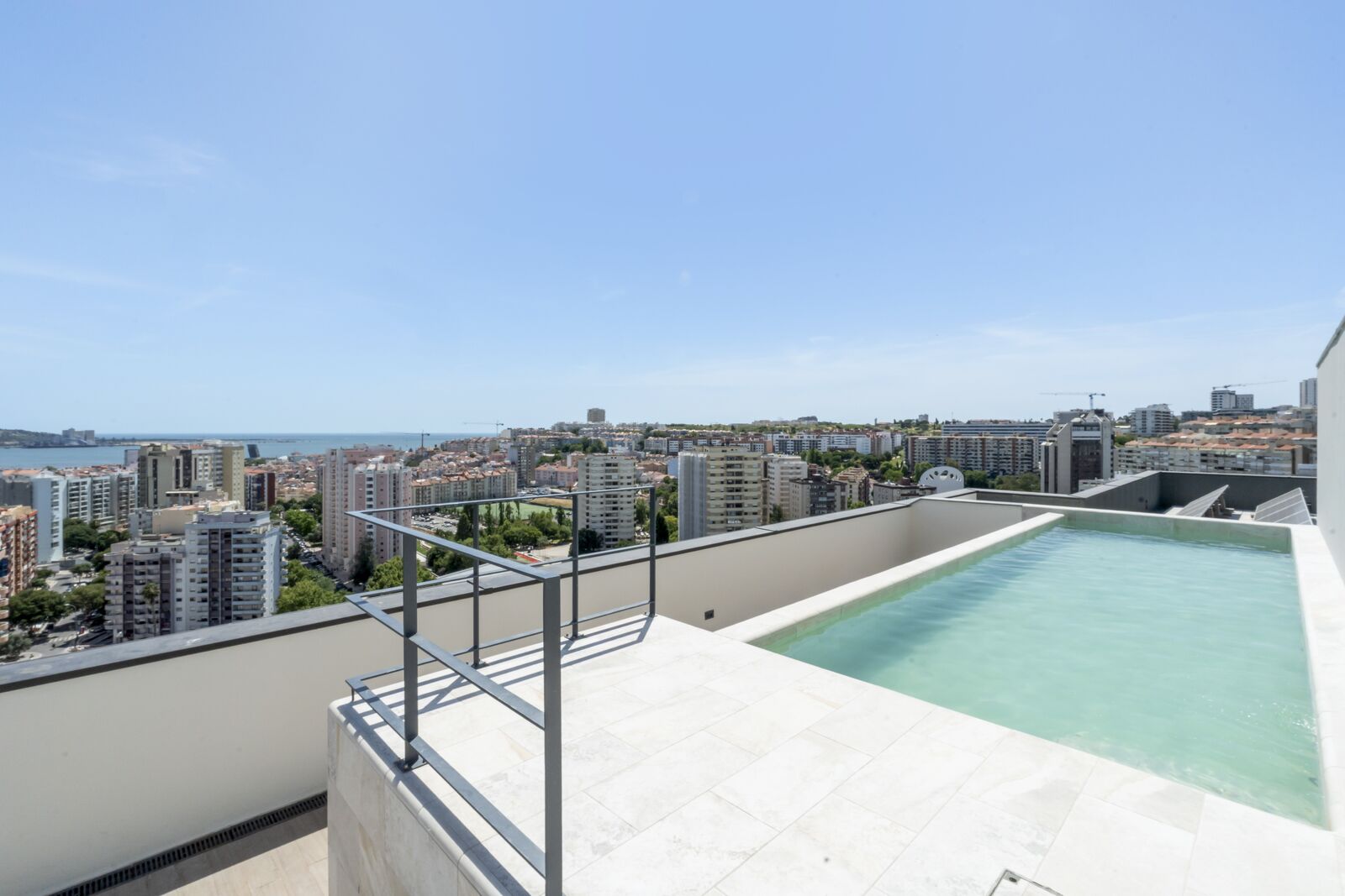 Apartamento T3 com piscina, Miraflores, Oeiras - Imagem 35