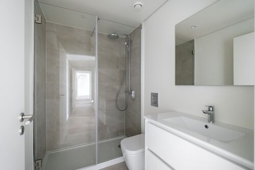 PF40986 - 3 Bedroom Apartment with swimming pool, Miraflores, Oeiras - Image 29