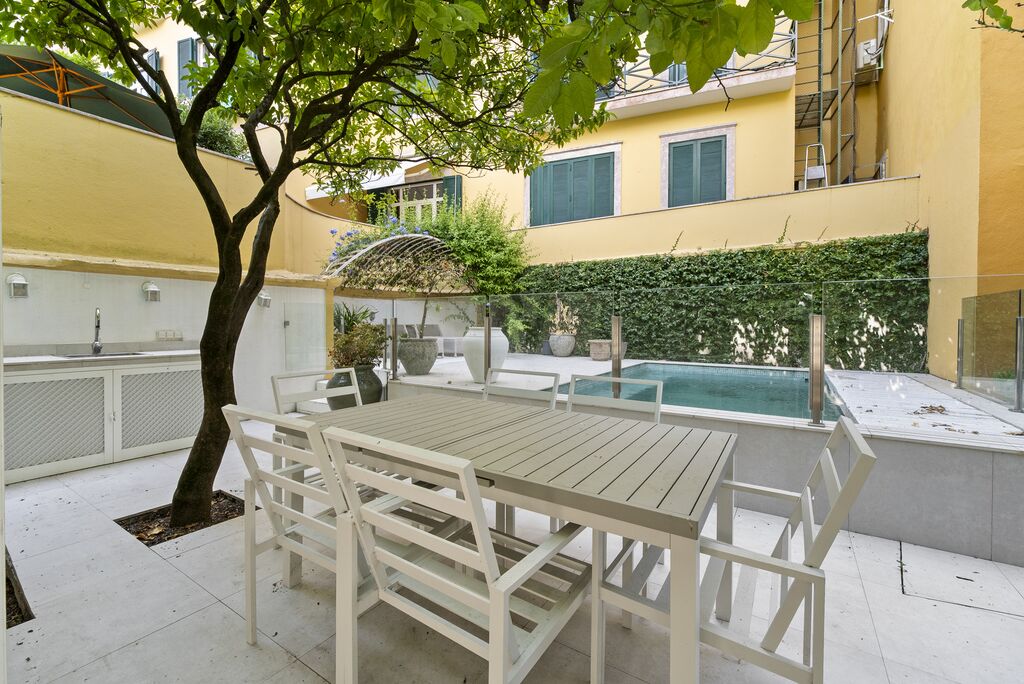 3 Bedroom Duplex with swimming pool, Estrela, Lisboa