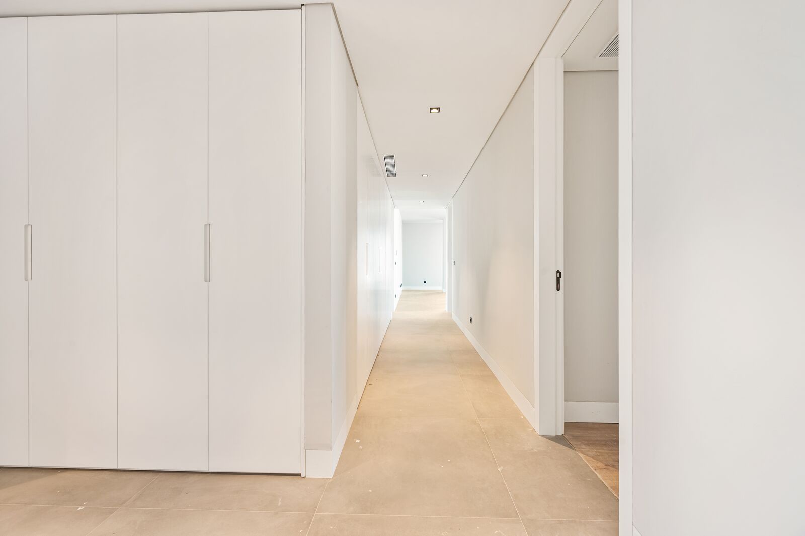 Al Sal Residence - Image 25