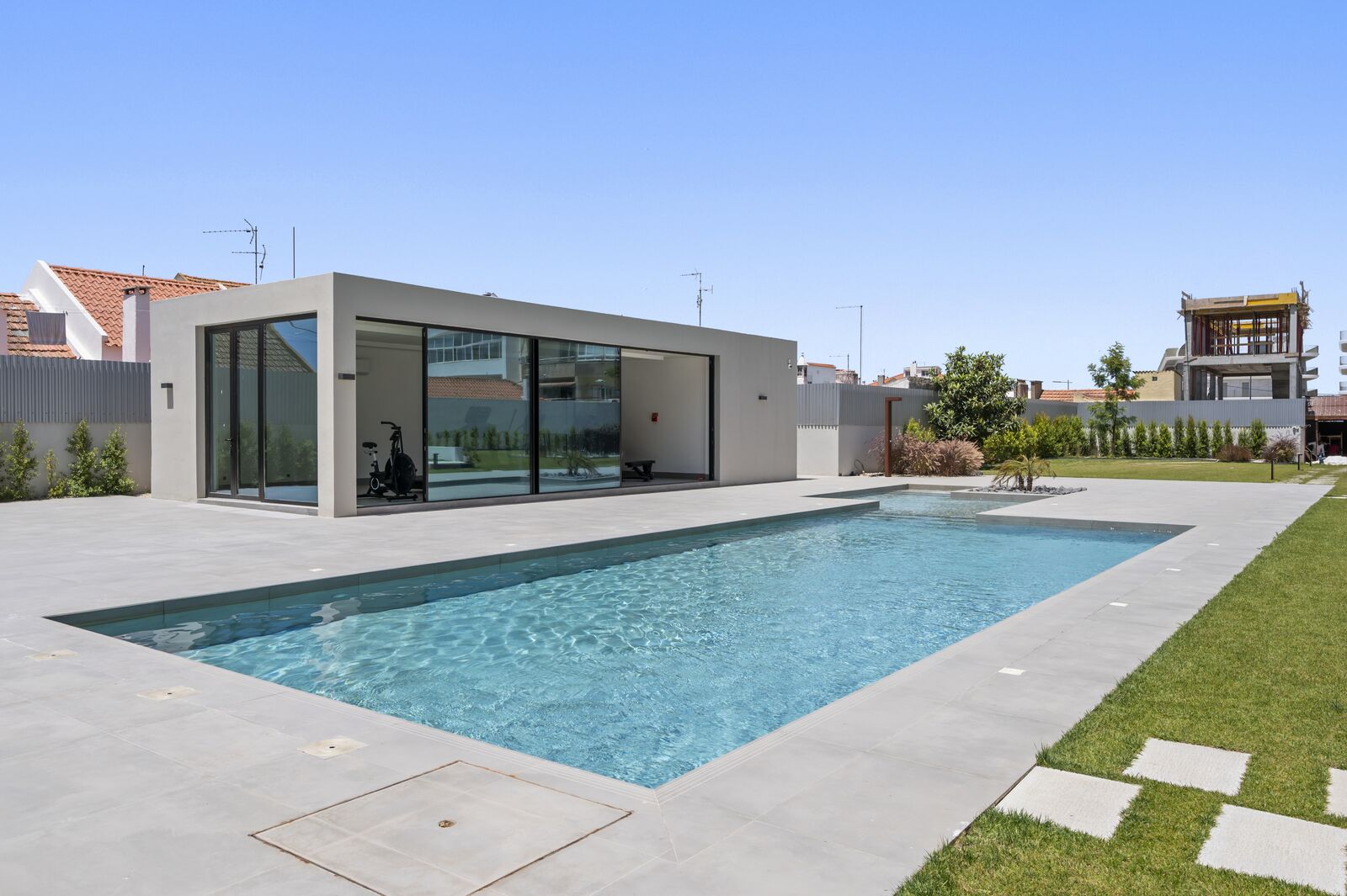 Al Sal Residence - Image 4