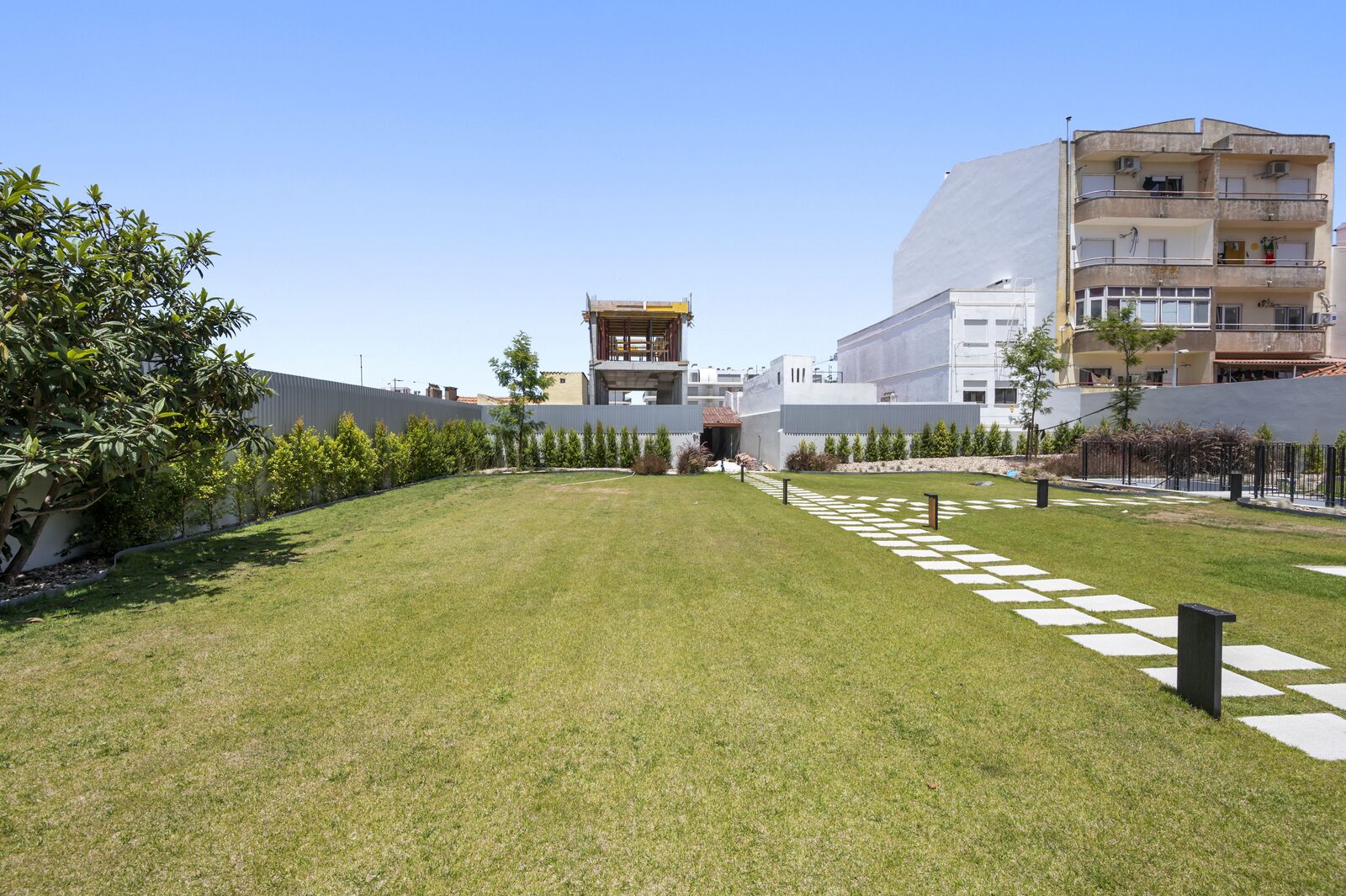 Al Sal Residence - Image 9