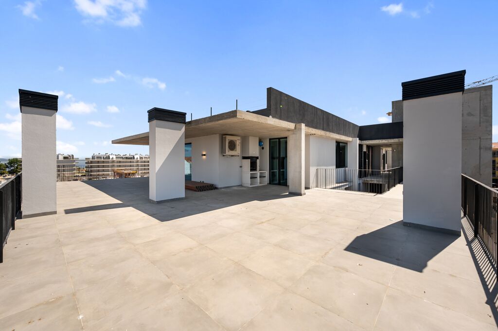 3 Bedroom Penthouse in Al Sal Residence, Quebrada Sul, Alcochete 3169093328