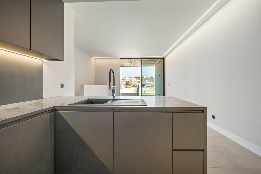 3 Bedroom Apartment in Al Sal Residence, Quebrada Sul, Alcochete 652924736