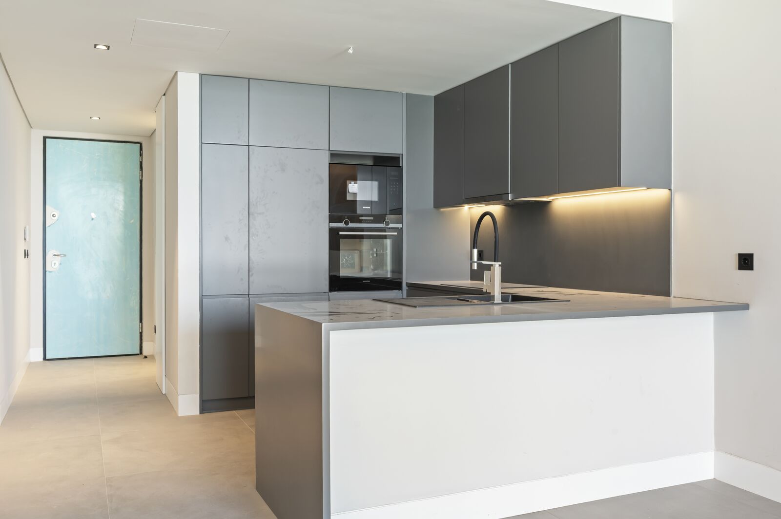 Duplex 3 + 1 pièces dans le Al Sal Residence, Quebrada Sul, Alcochete - Image 8