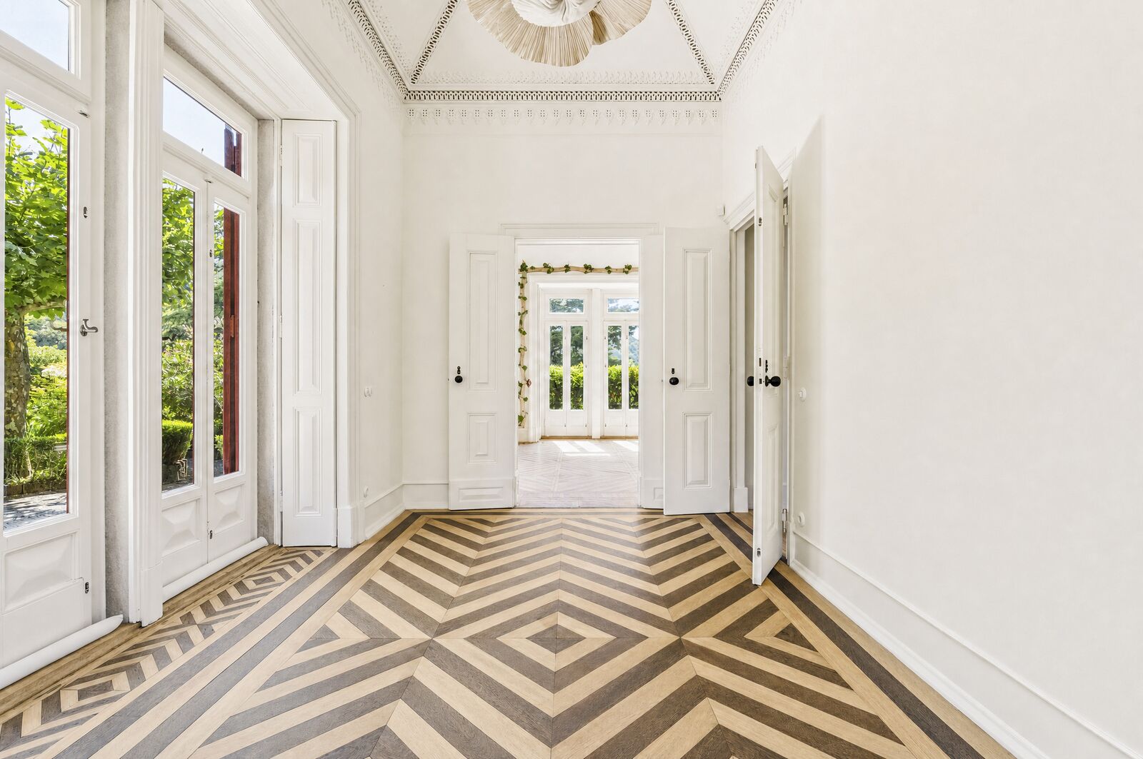 6 Bedroom Villa/Townhouse's Image 19