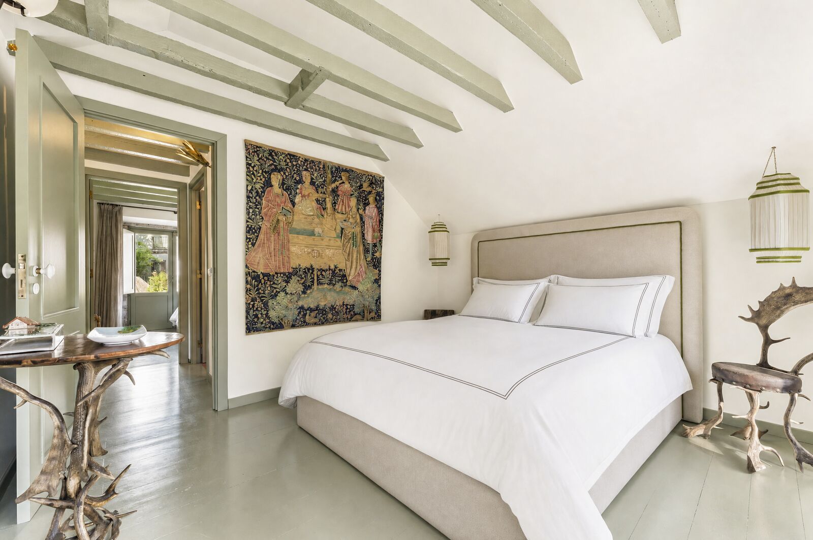 6 Bedroom Villa/Townhouse's Image 62