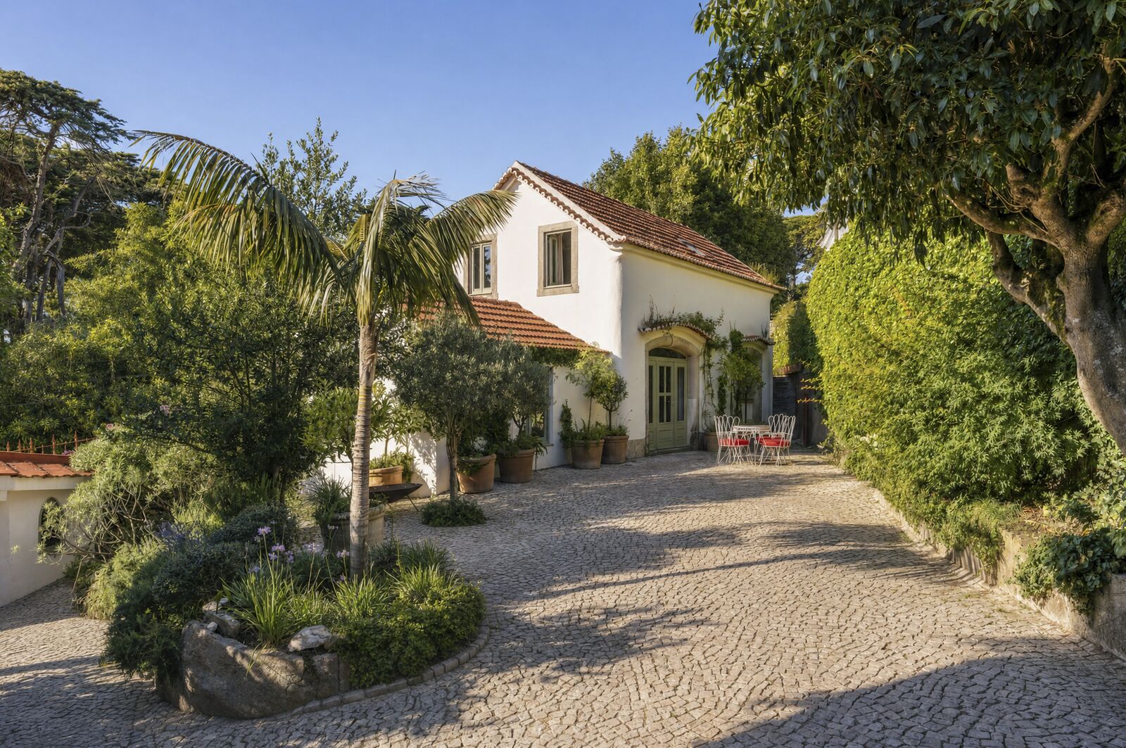 6 Bedroom Villa/Townhouse's Image 52