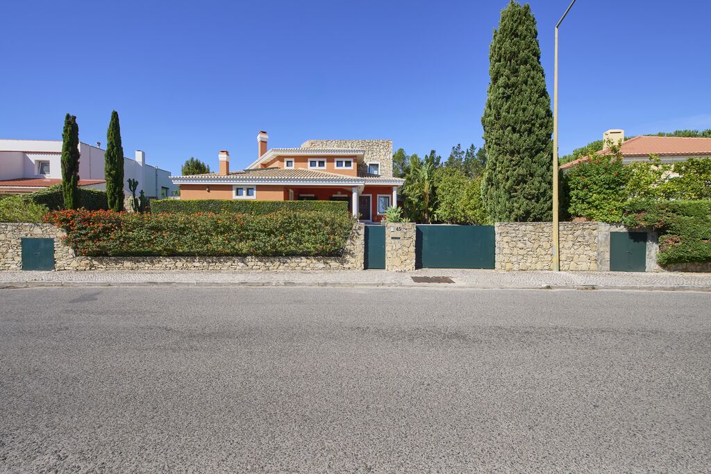 4 Bedroom House with garden, Quinta da Beloura, Sintra