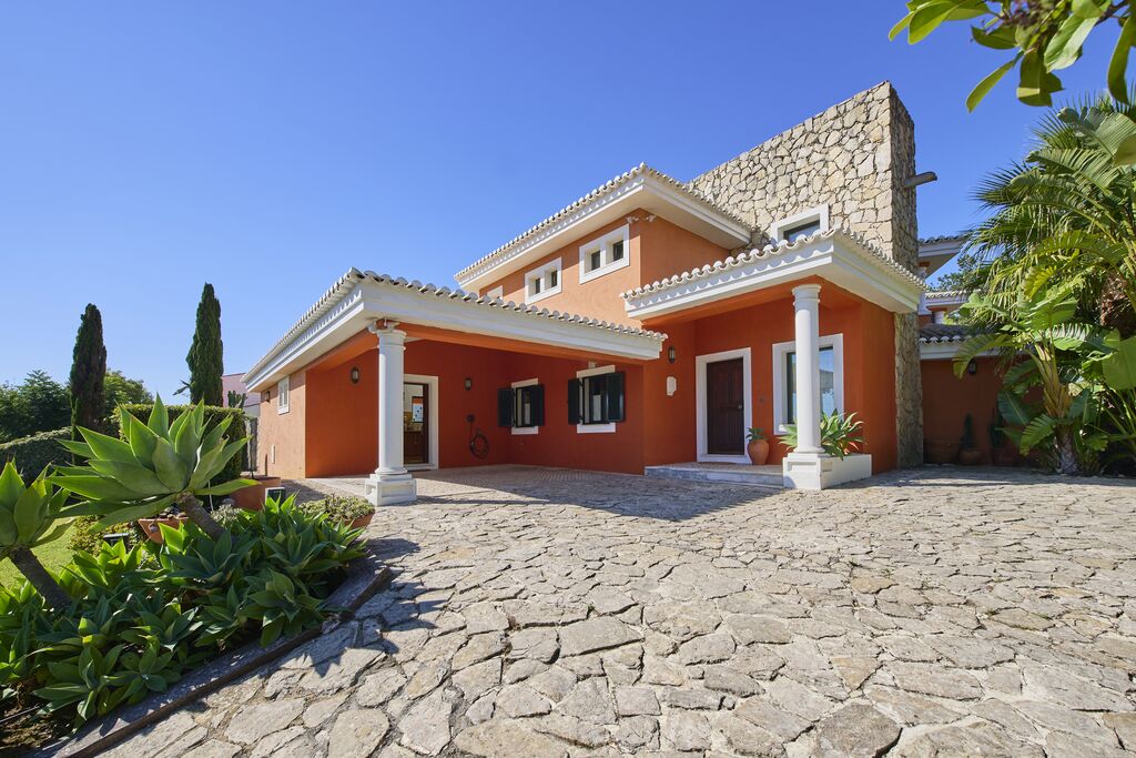4 Bedroom House with garden, Quinta da Beloura, Sintra