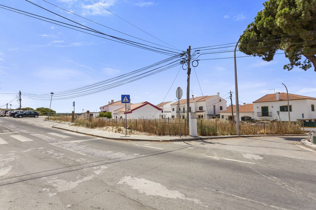 Urban land 525 m2, Alcácer do Sal