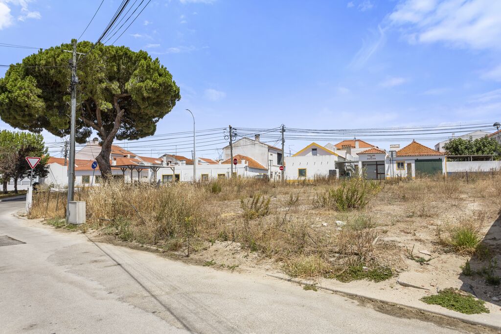 Urban land 525 m2, Alcácer do Sal, Alcacer do Sal