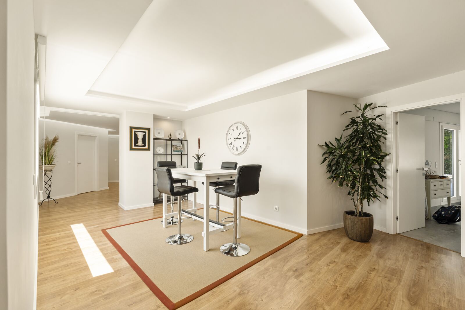 3 Bedroom Penthouse with a view, Linda-a-Pastora Queijas, Oeiras - Image 9