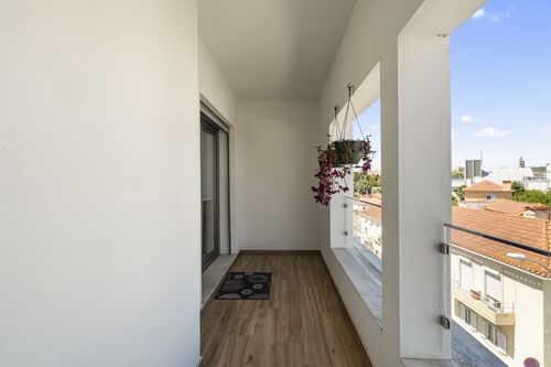 PF41077 - 3 Bedroom Penthouse with a view, Linda-a-Pastora Queijas, Oeiras - Image 33